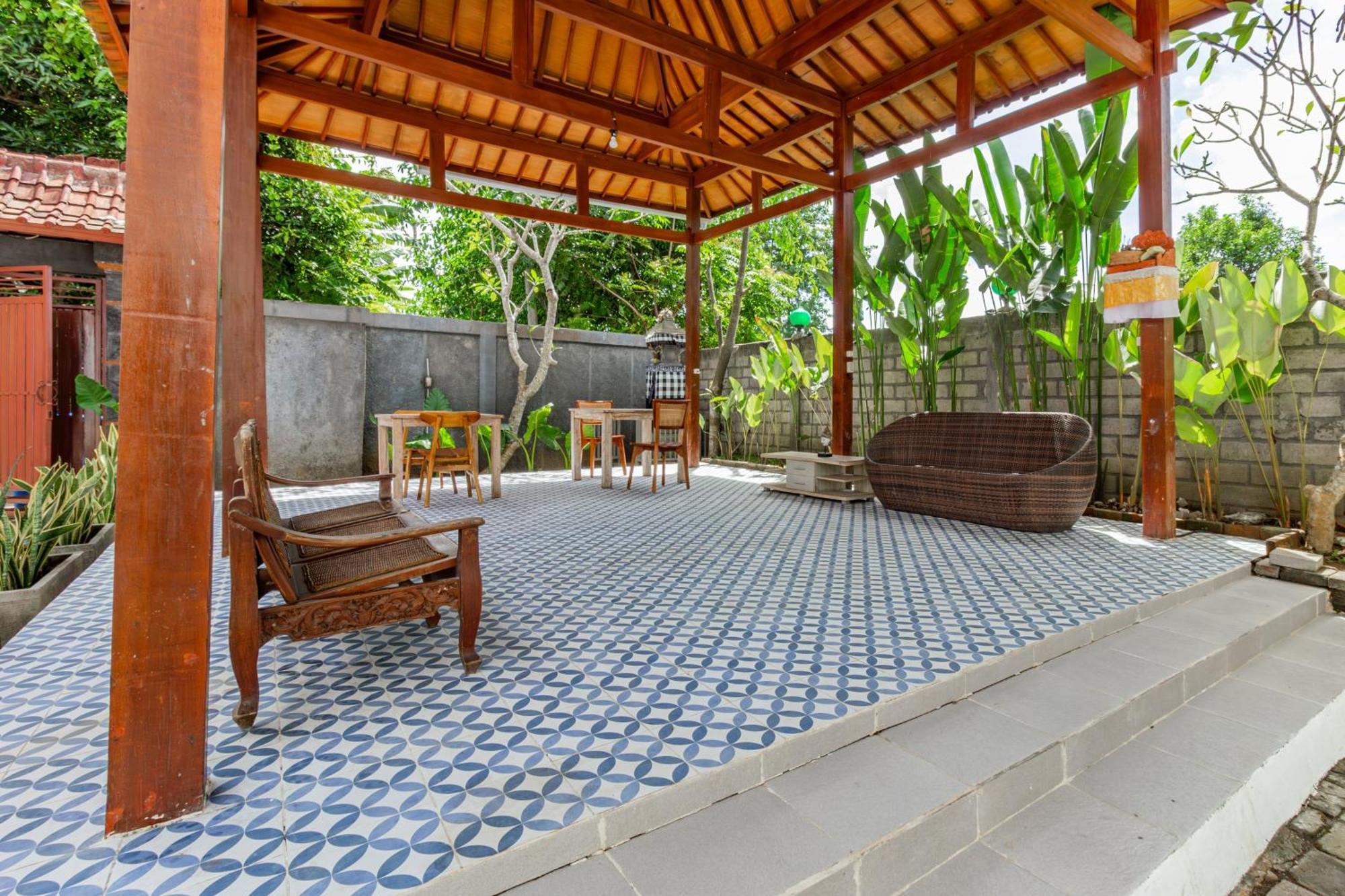 Capital O 93944 Geweka Homestay 짐바란 외부 사진